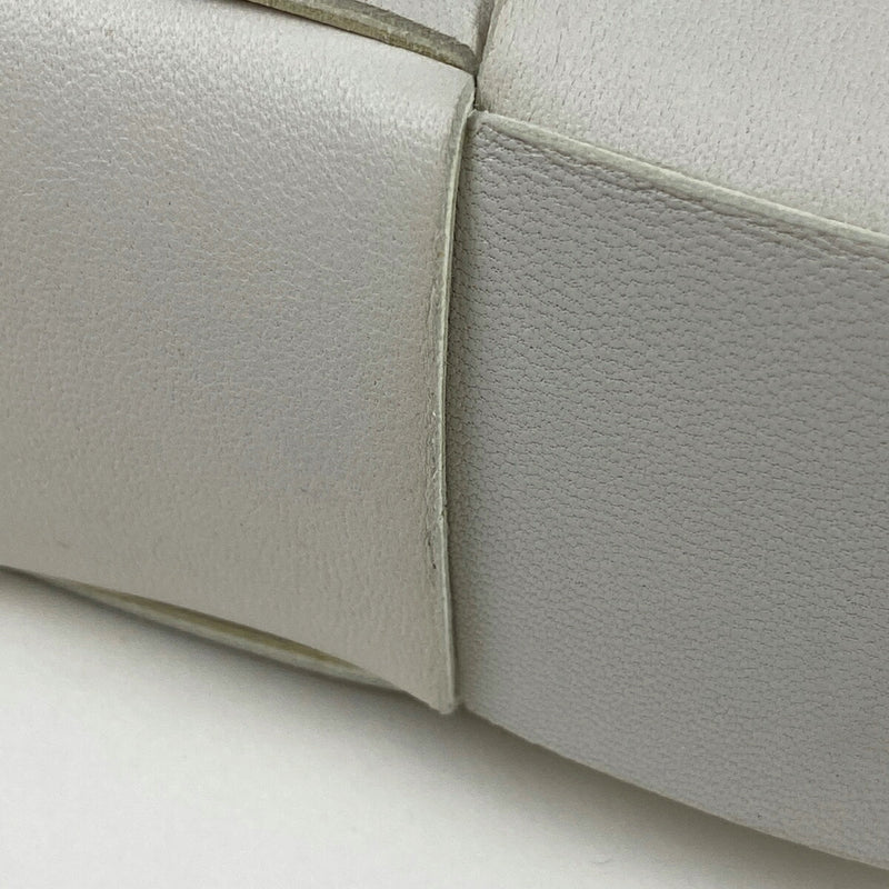 Bottegaveneta Cassette Shoulder Bag Mini Bag Maxi Intrecciato Shoulder Bag