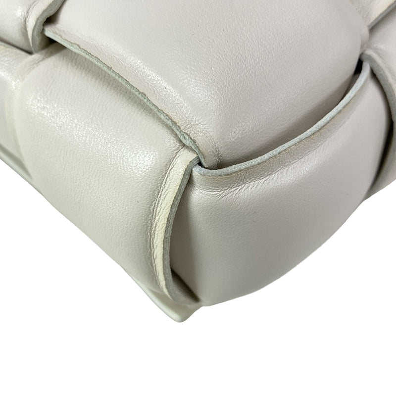 [Used] BOTTEGA VENETA padded cassette shoulder bag ivory leather