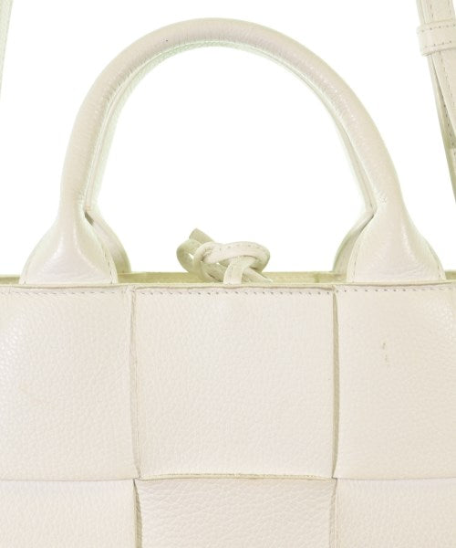 BOTTEGA VENETA Women's Bottega Veneta Tote Bag - White [Used] [Used]