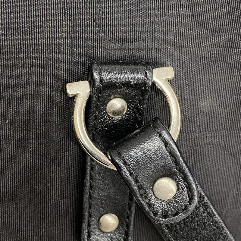 [5hd4352-h] Salvatore Ferragamo tote bag Gancini nylon dark brown silver