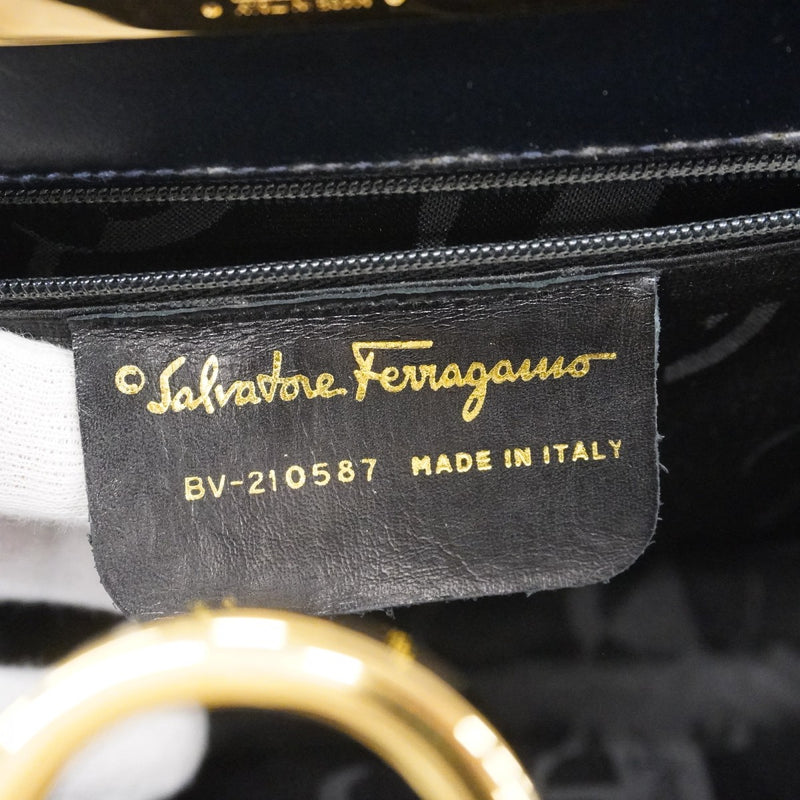 ★SALE [5he4388] Salvatore Ferragamo Shoulder Bag Gancini Leather Navy Gold