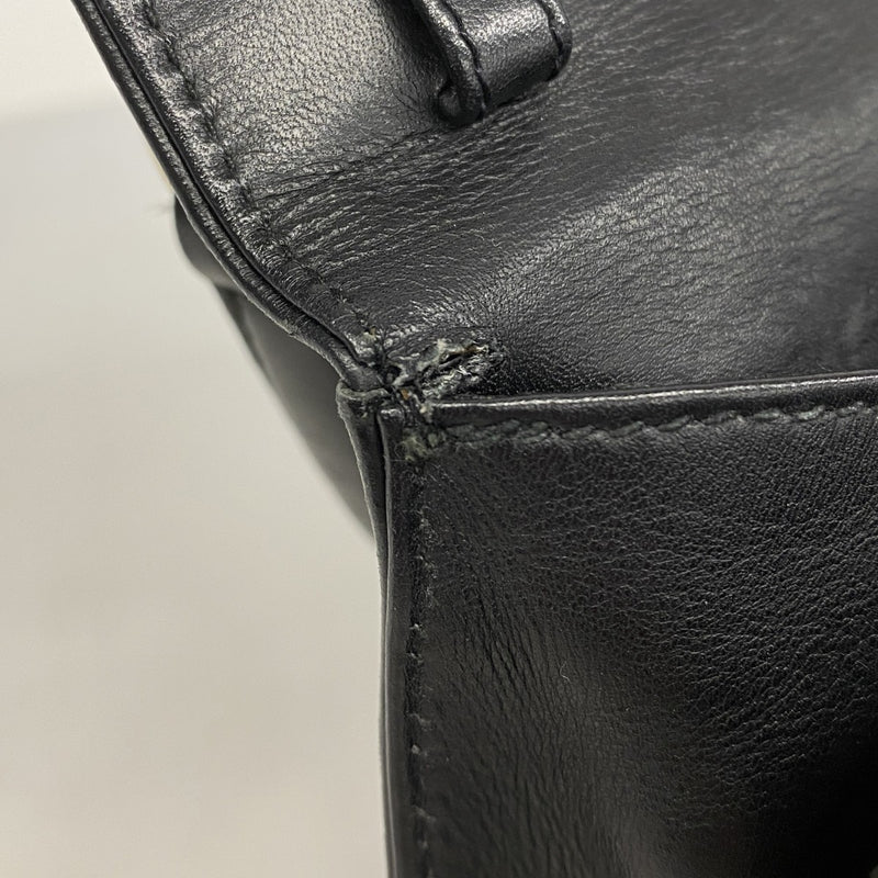 [5ia0454-h] Salvatore Ferragamo Handbag Vara Leather Black Gold Hardware [Used]
