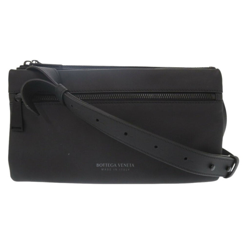 Beautiful condition Bottega Veneta Leather Black Shoulder Bag Black 1543 [Used]