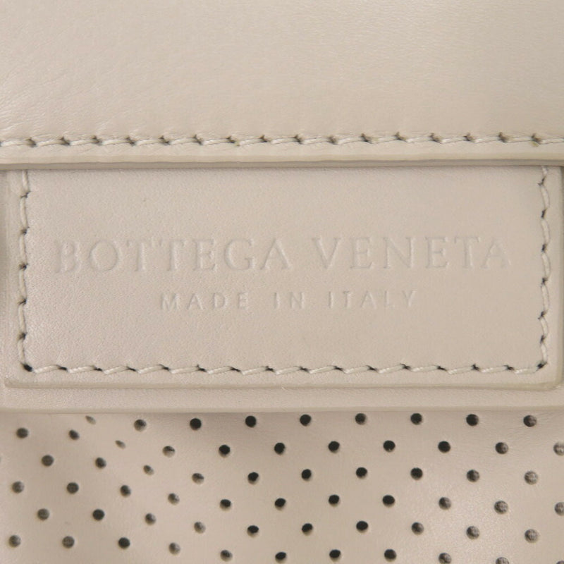 Beautiful condition Bottega Veneta Leggero Leather Ivory Shoulder Bag White