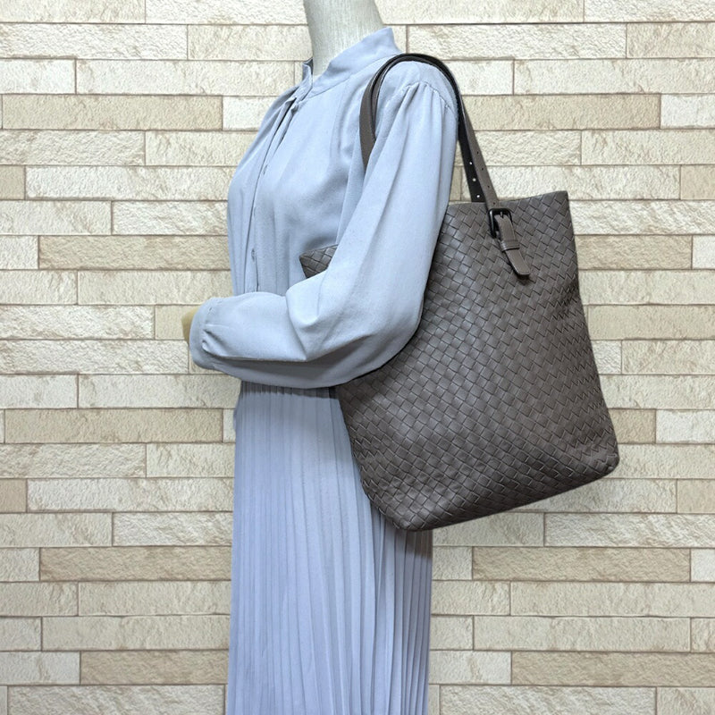 Bottega Veneta Intrecciato Tote Bag Bottega Veneta Leather 270917 Grey Unisex