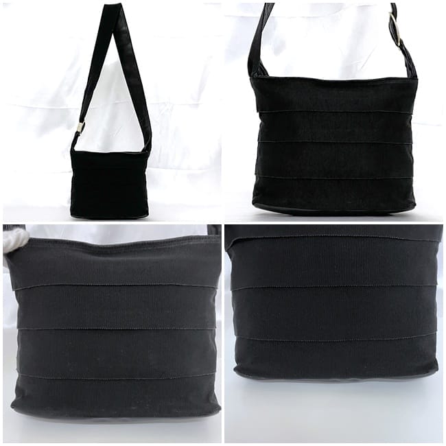 Salvatore Ferragamo Shoulder Bag ec-23220 Black Vara AU-21 4685 Rare Canvas