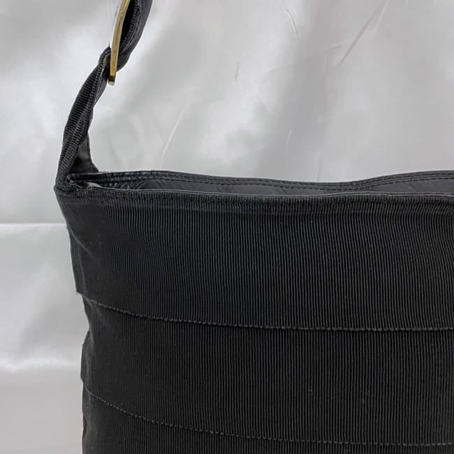 Salvatore Ferragamo Shoulder Bag ec-23220 Black Vara AU-21 4685 Rare Canvas