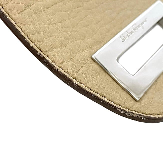 [Free Shipping] Salvatore Ferragamo Handbag ec-23957 Beige Gancini Beautiful