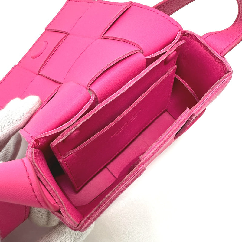 BOTTEGA VENETA Maxi Intrecciato Cassette Mini Crossbody Pochette Crossbody