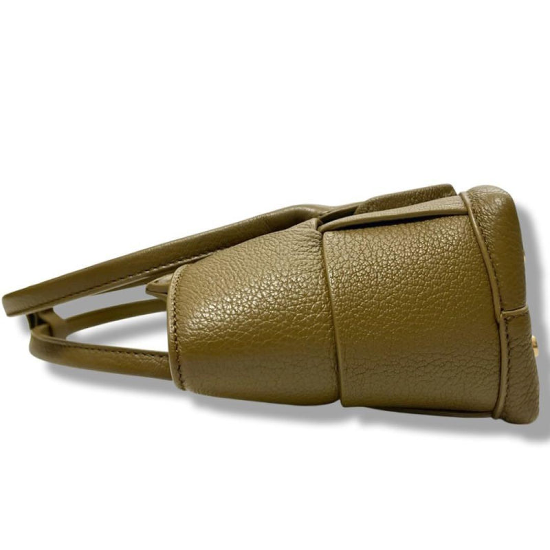 Last item: Like new, Regular price: 330,000 yen Bottega Veneta Maxi Intrecciato