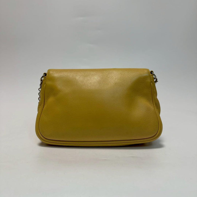 q27 [Extremely beautiful] FENDI Leather Mamma Bucket Chain Shoulder Bag