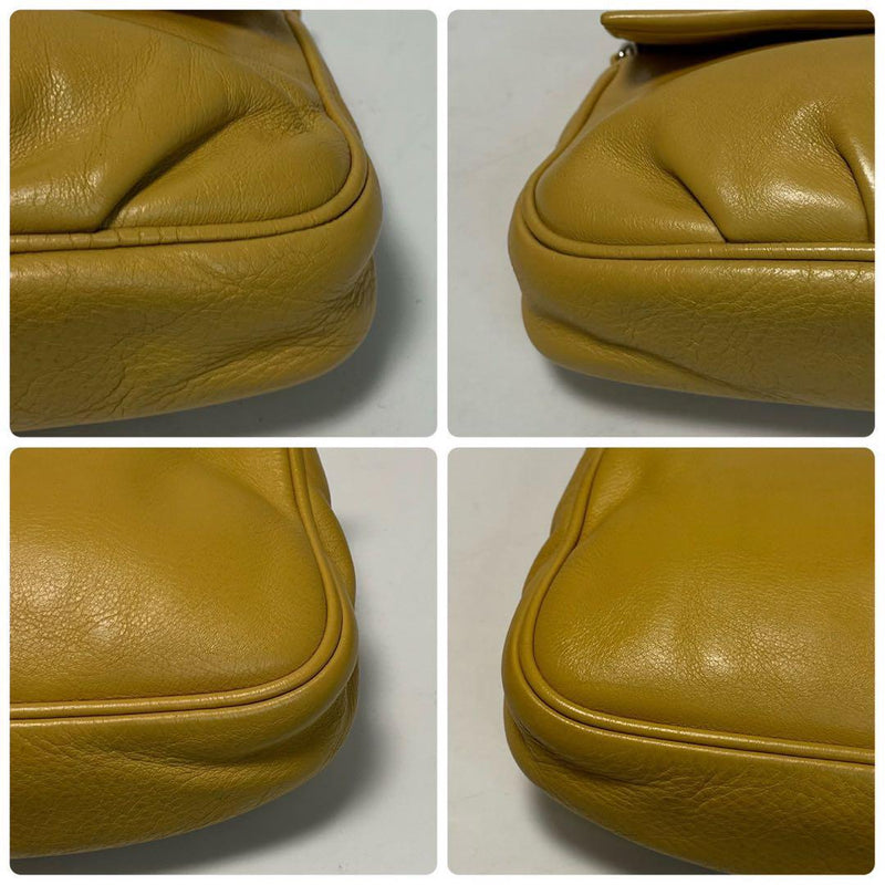 q27 [Extremely beautiful] FENDI Leather Mamma Bucket Chain Shoulder Bag