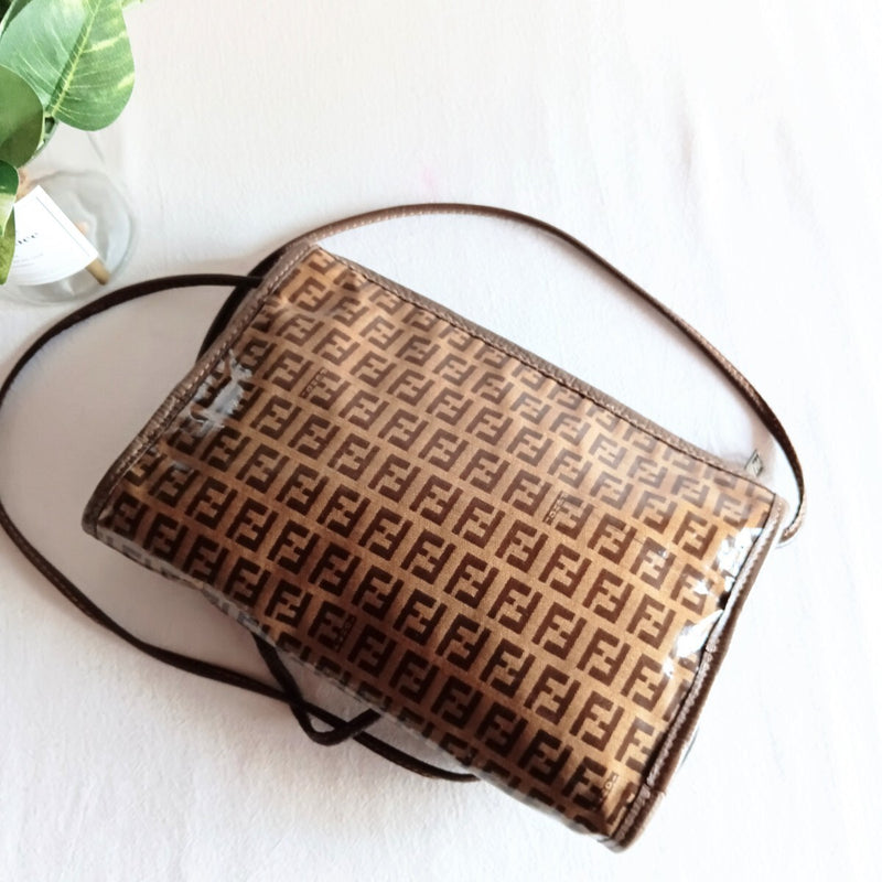 Good quality FENDI Old Enamel Shoulder Pochette Women's Men's