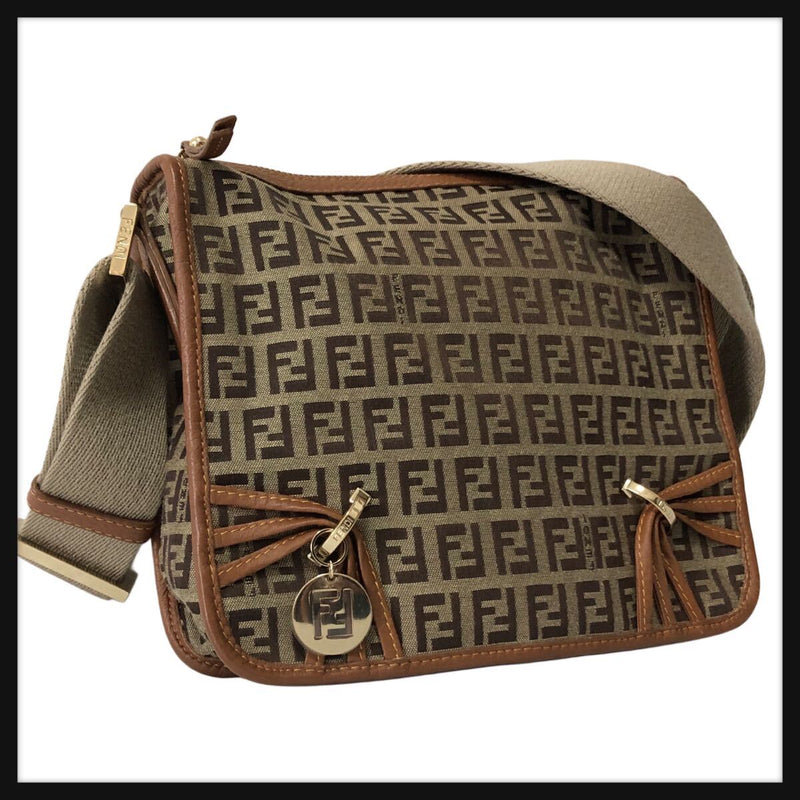 FENDI Shoulder Bag Crossbody 1692