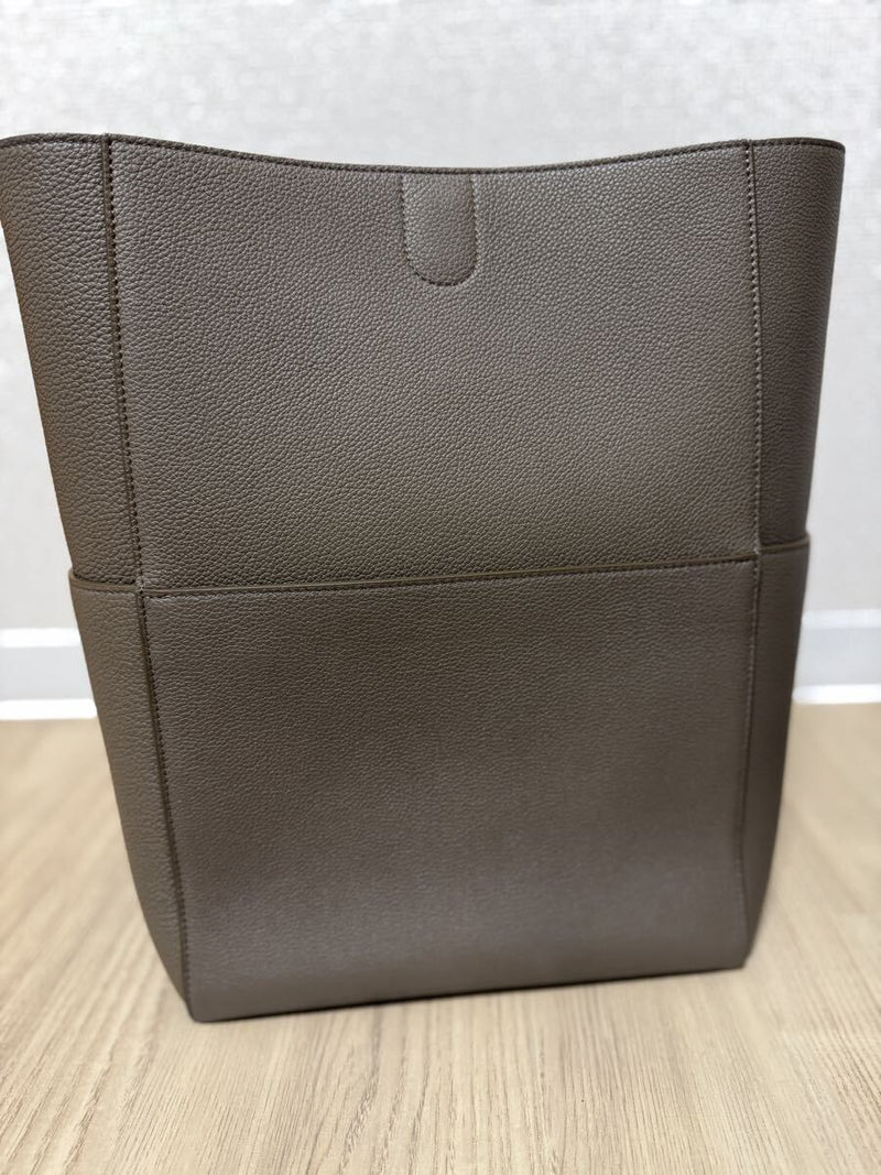 Brand new and unused CELINE Sangre Bucket Bag Greige