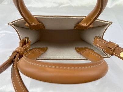 [Celine] ★CELINE★Very beautiful BAG Celine Mini Vertical Hippo 193302BNZ Bag