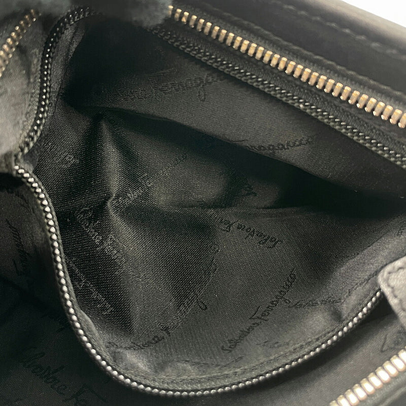 Salvatore Ferragamo Salvatore Ferragamo One-shoulder bag Nylon x Leather Black