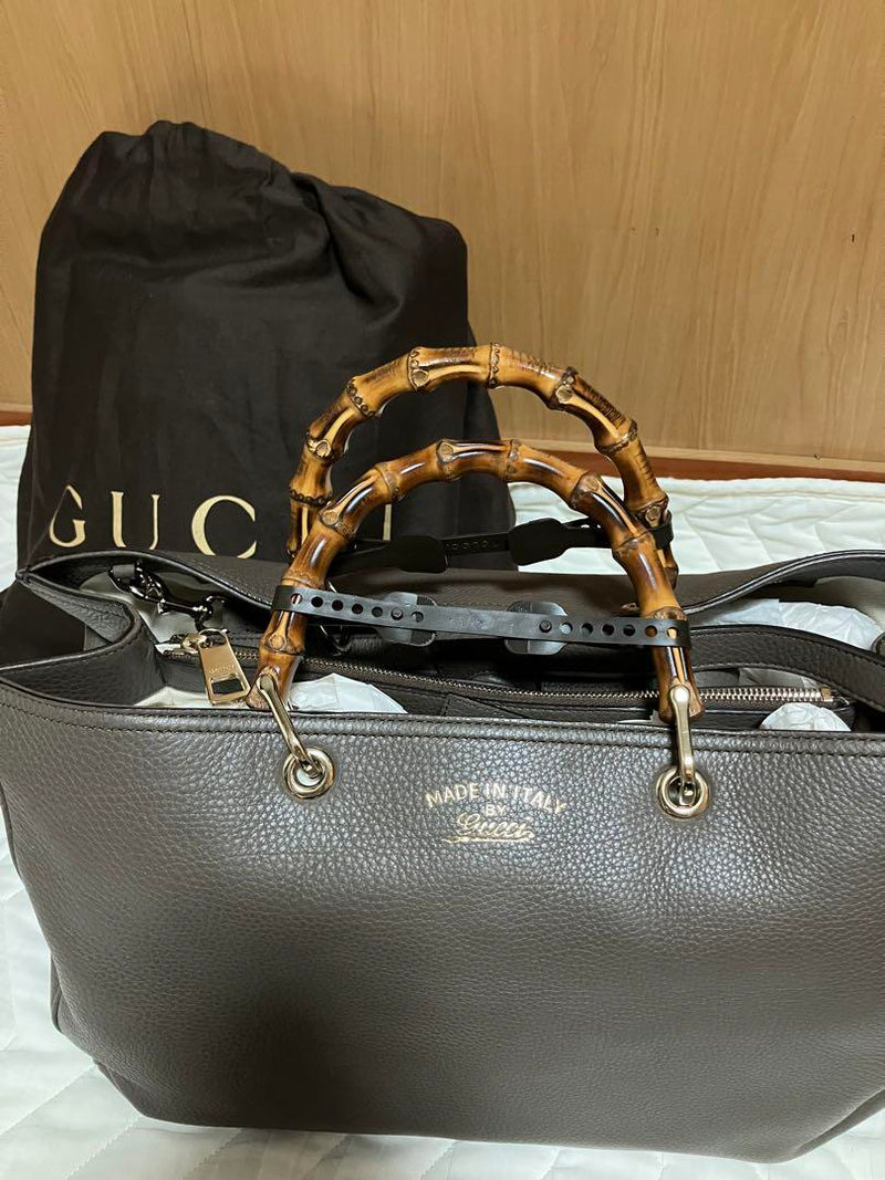 GUCCI Greige Leather Handbag