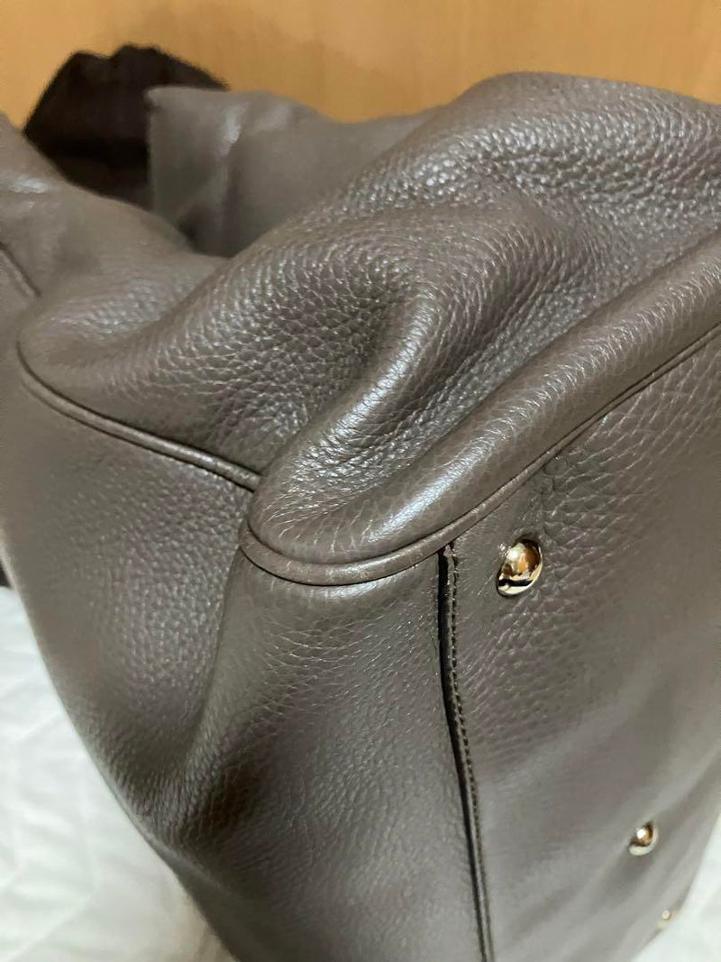 GUCCI Greige Leather Handbag