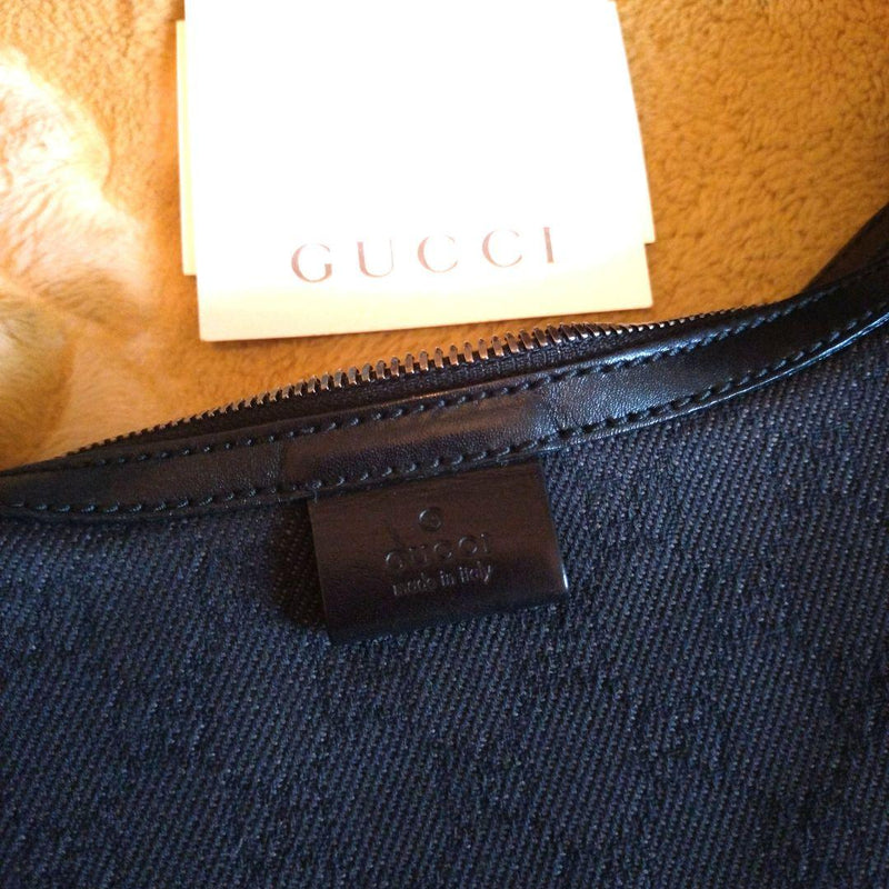 [Autumn outfit] GUCCI logo shoulder bag black
