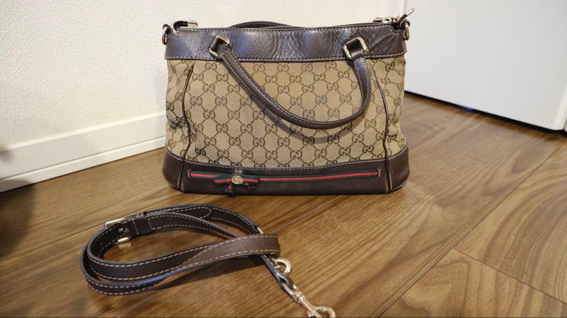 Price reduction GUCCI GG pattern handbag beige/brown
