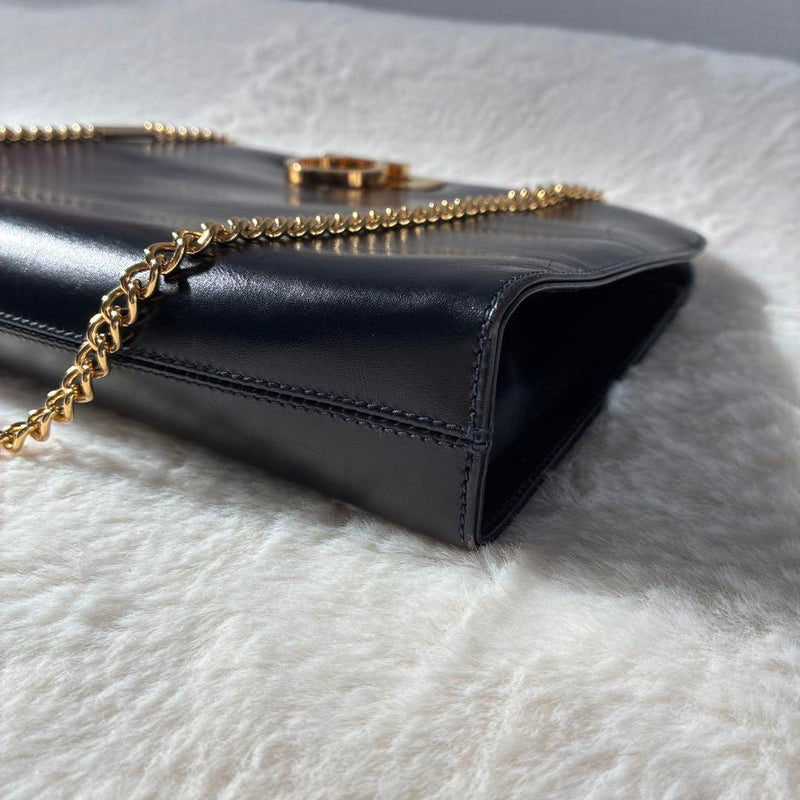 Ferragamo Gancini Chain Shoulder Black Leather Good Condition