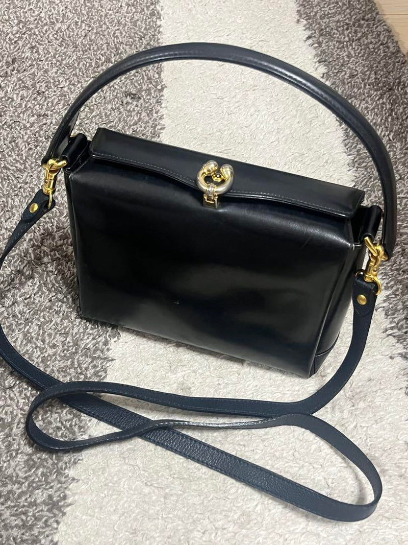 (Good condition) Old Gucci Shoulder Bag Horseshoe Hardware Leather