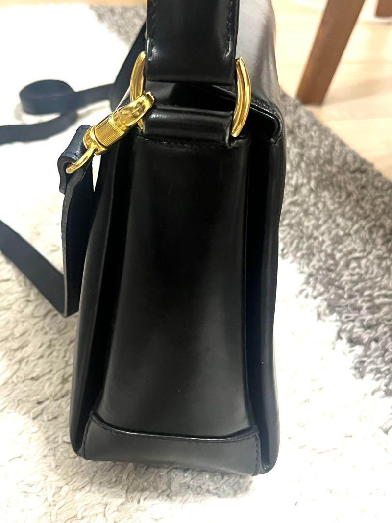 (Good condition) Old Gucci Shoulder Bag Horseshoe Hardware Leather