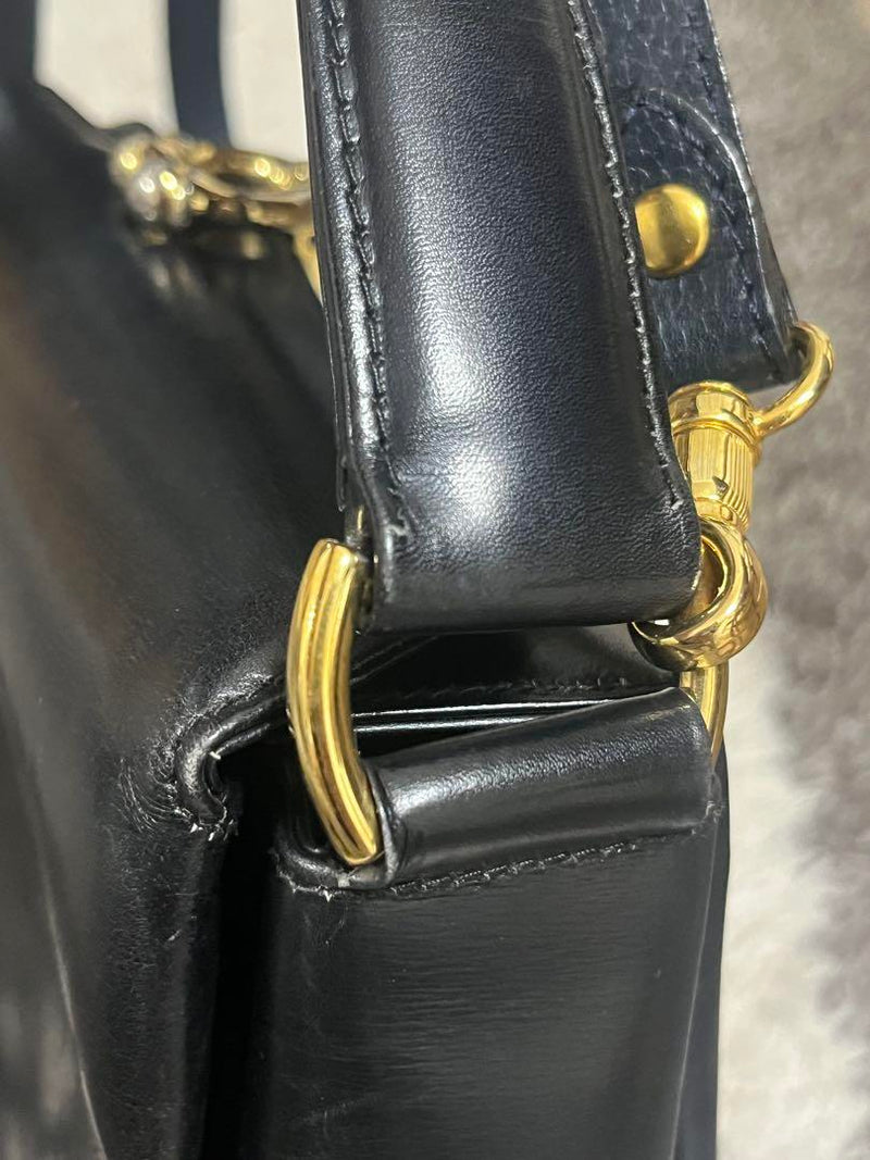 (Good condition) Old Gucci Shoulder Bag Horseshoe Hardware Leather