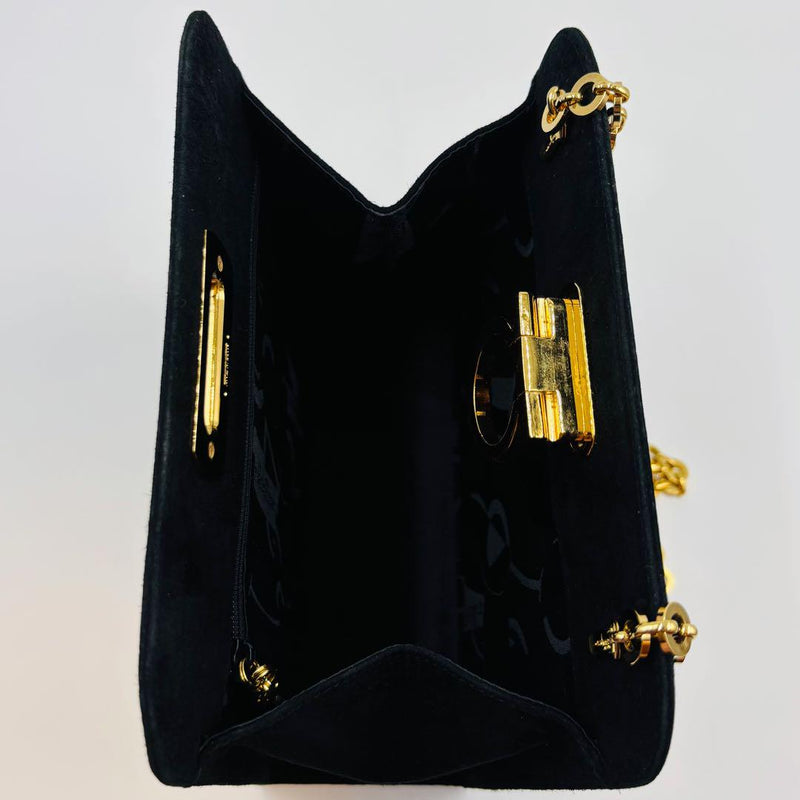 [Good condition] Salvatore Ferragamo Shoulder Bag Gancini Gold Chain