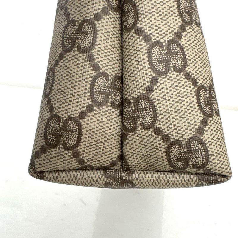 GUCCI GG Supreme Clutch Bag 014 115 6088