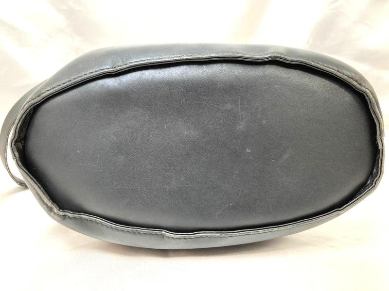 ♡Safe appraisal ♡Salvatore Ferragamo Gancini Bucket Bag Drawstring Bag Leather
