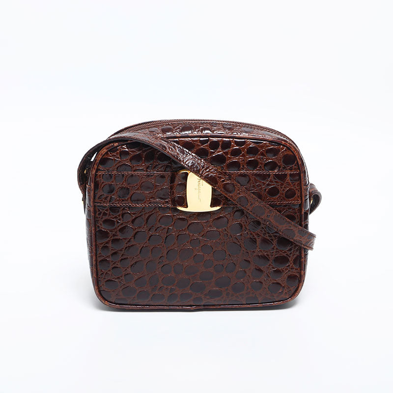 [20% OFF on all items 9/10 23:59] Salvatore Ferragamo Vara embossed leather