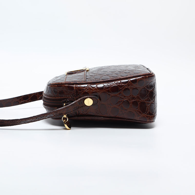 [20% OFF on all items 9/10 23:59] Salvatore Ferragamo Vara embossed leather
